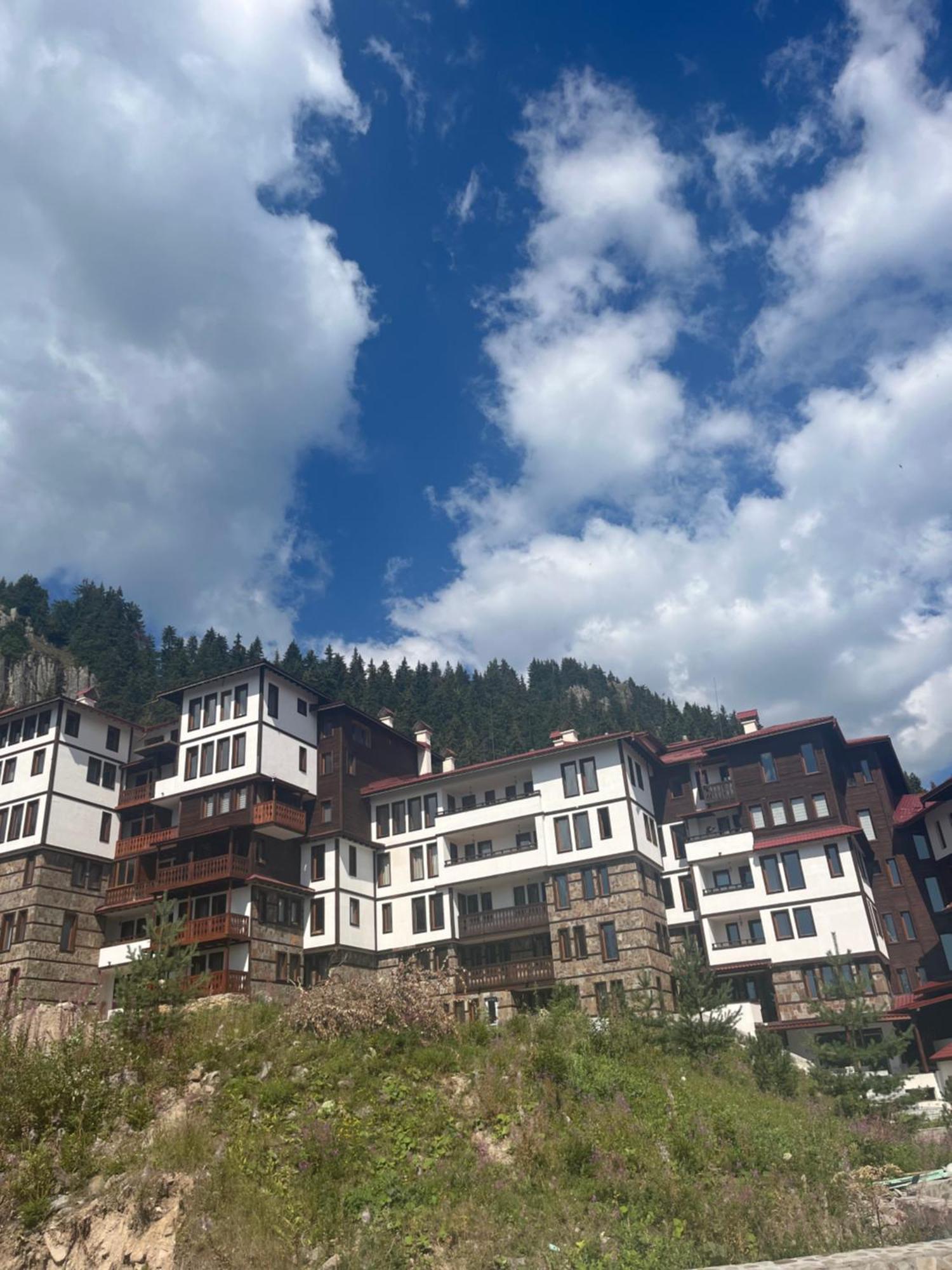 Grand Resort Luxury Apartment Pamporovo Eksteriør billede