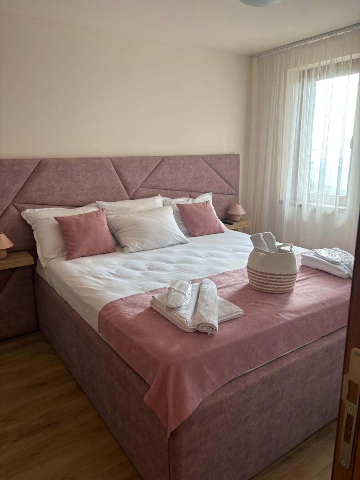 Grand Resort Luxury Apartment Pamporovo Eksteriør billede